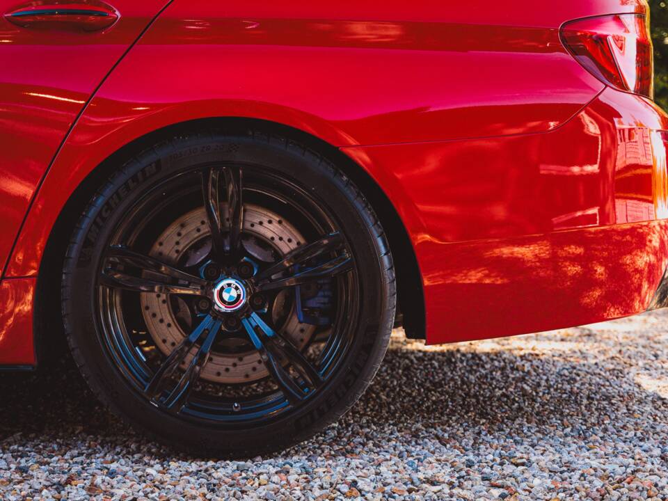 Bild 10/21 von BMW M5 (2013)