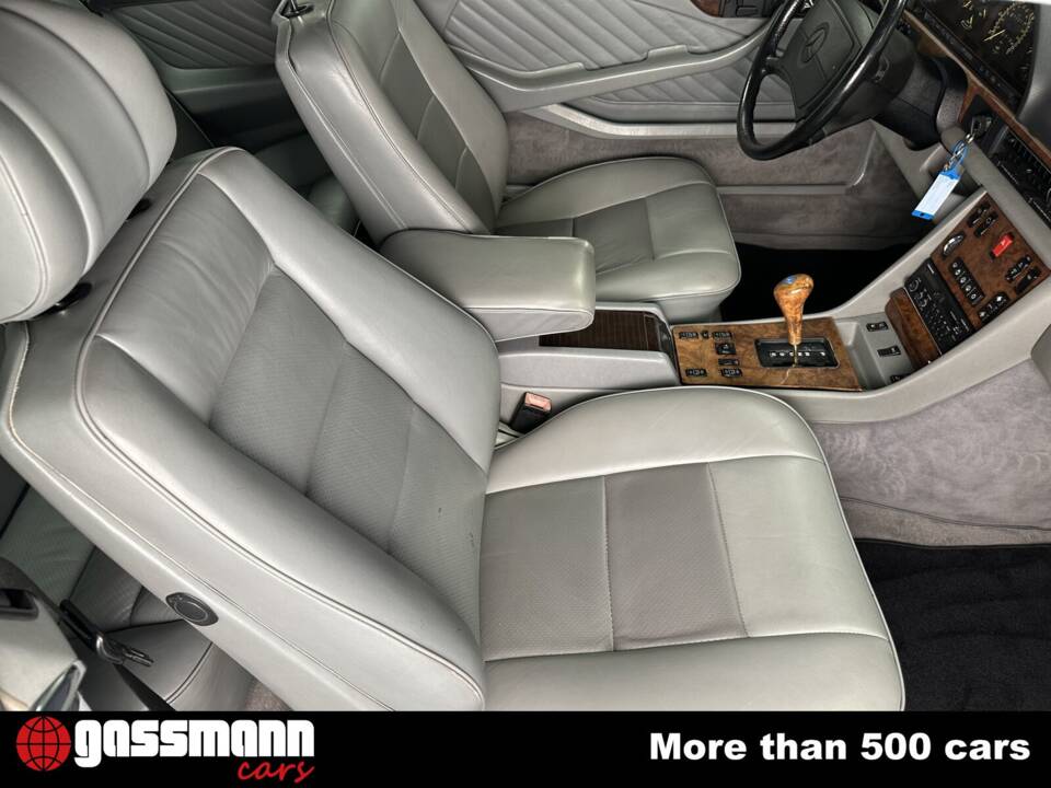 Immagine 13/15 di Mercedes-Benz 560 SEC (1989)