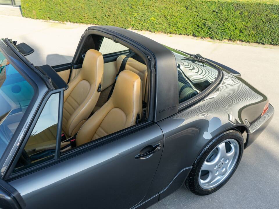 Bild 5/34 von Porsche 911 Carrera 4 (1991)