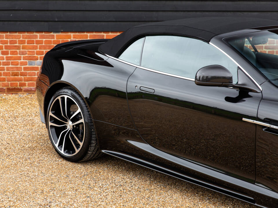 Image 62/99 of Aston Martin DBS Volante (2012)