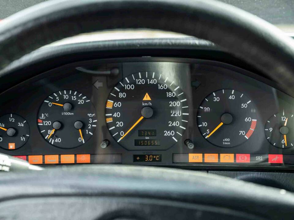 Afbeelding 4/13 van Mercedes-Benz S 500 (1995)