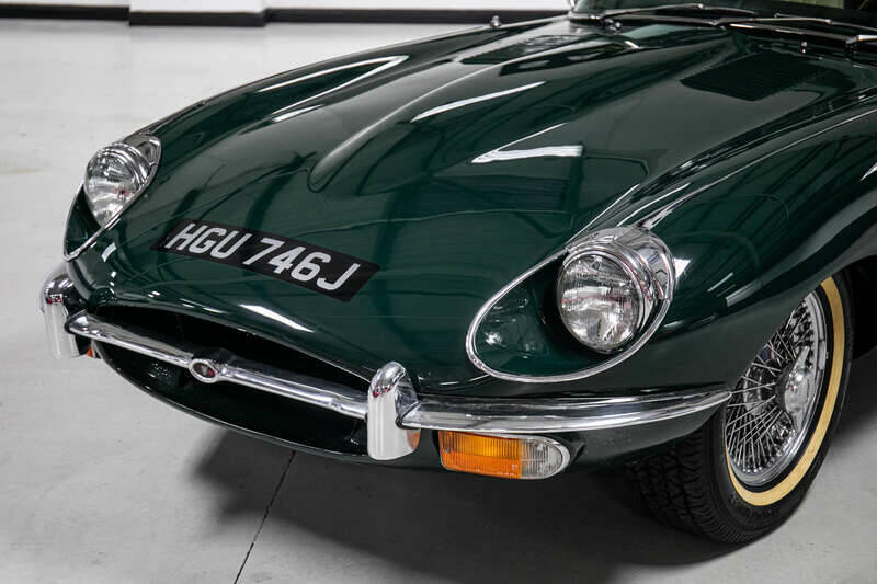 Image 8/23 de Jaguar E-Type (1970)