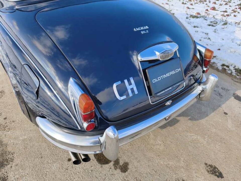 Bild 19/20 von Jaguar Mk II 3.4 (1966)