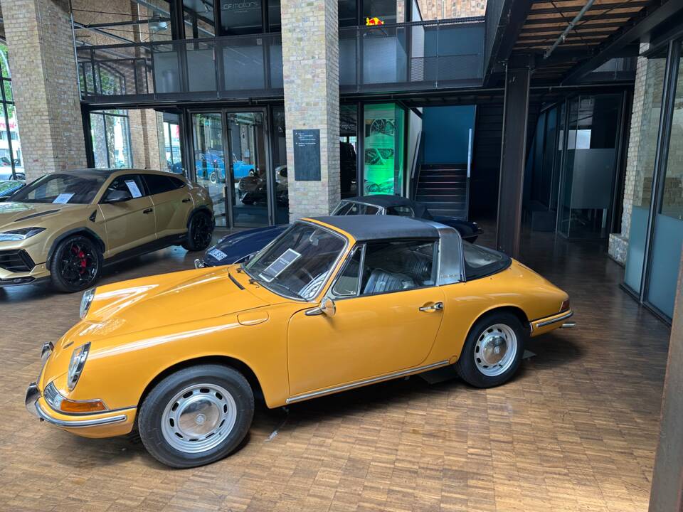 Image 5/25 of Porsche 912 (1967)