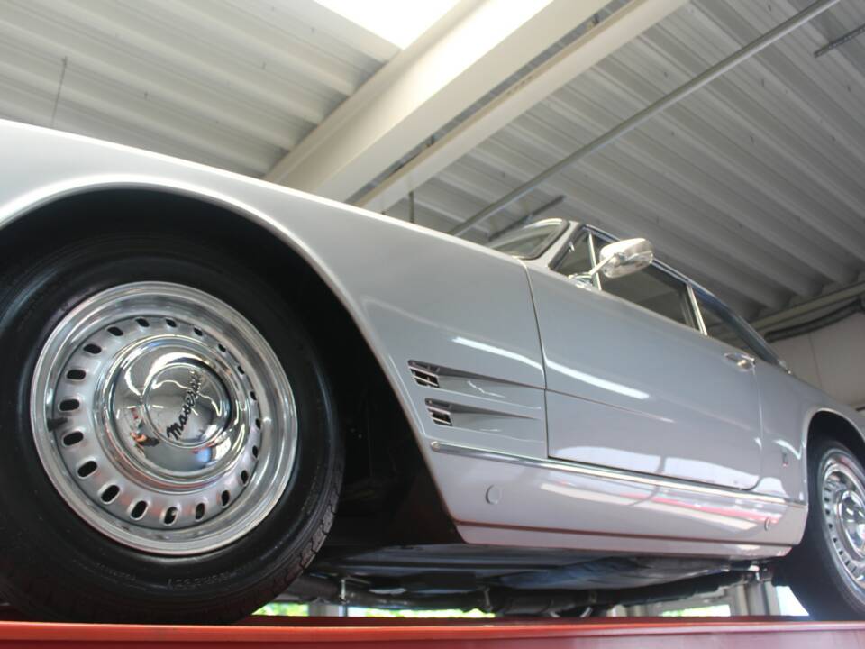 Image 10/50 of Maserati 3500 GTI Sebring (1967)
