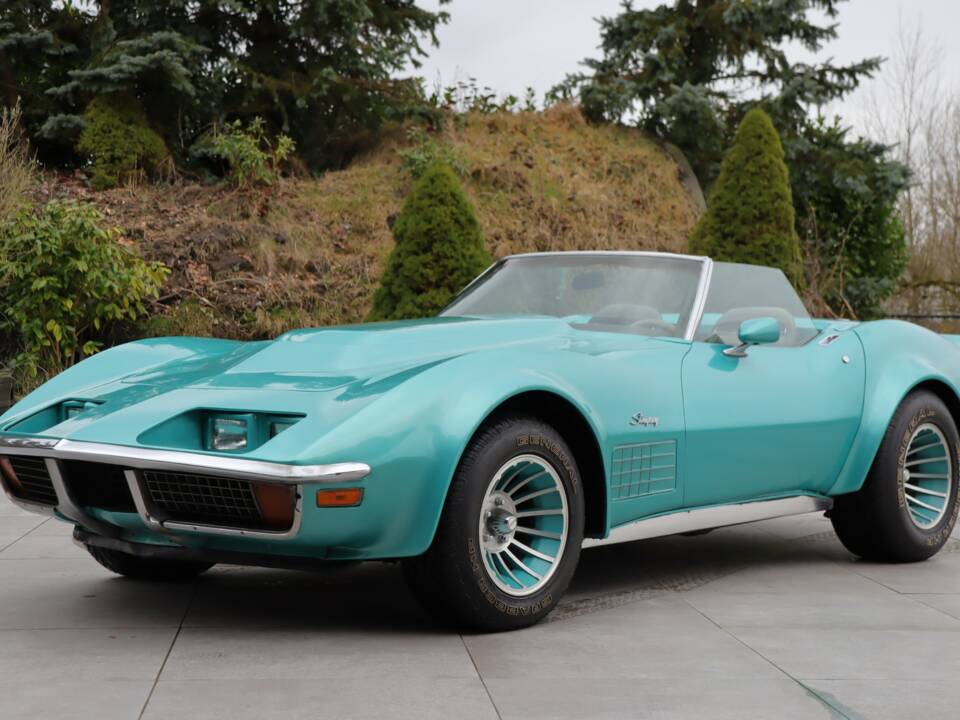 Image 29/50 of Chevrolet Corvette Stingray (1972)