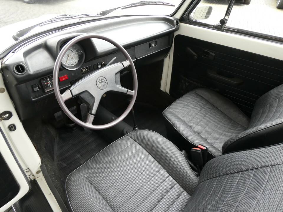 Bild 8/21 von Volkswagen Käfer 1303 (1979)