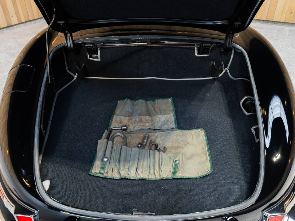 Bild 75/81 von Mercedes-Benz 300 SL Roadster (1959)