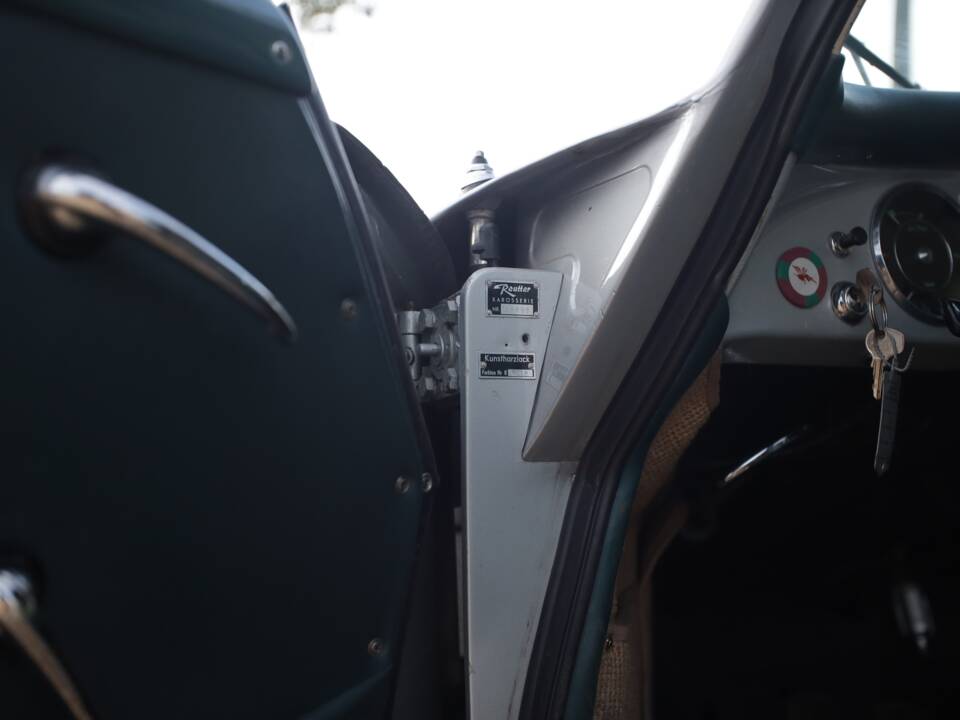 Image 37/50 de Porsche 356 B 1600 Super (1961)