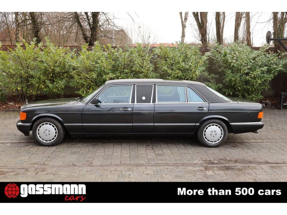 Afbeelding 4/15 van Mercedes-Benz 560 SEL (1990)