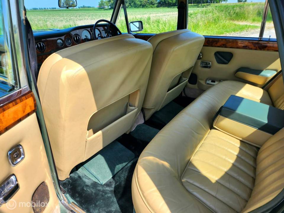 Afbeelding 32/41 van Rolls-Royce Silver Shadow II (1978)