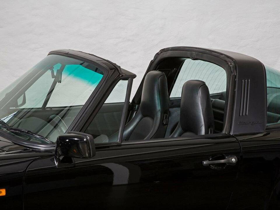 Bild 13/32 von Porsche 911 Carrera 3.2 (1986)