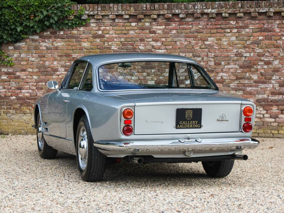 Image 28/50 of Maserati 3500 GTI Sebring (1967)