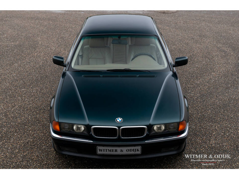 Bild 7/33 von BMW 730i (1995)