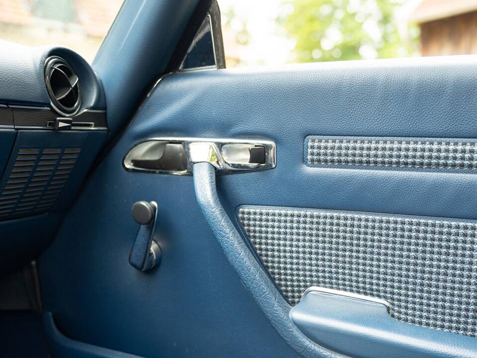 Imagen 68/86 de Mercedes-Benz 280 SL (1977)