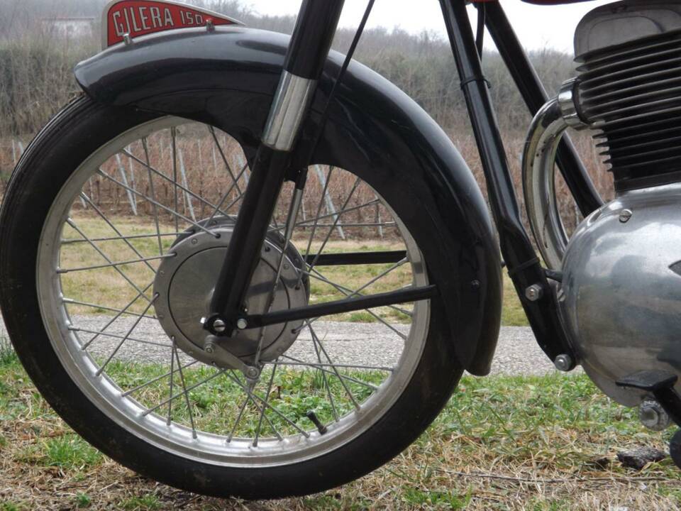 Immagine 37/50 di Gilera 150 Sport (1955)