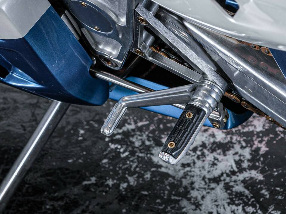 Image 14/22 de Bimota YB9 SRi (1994)