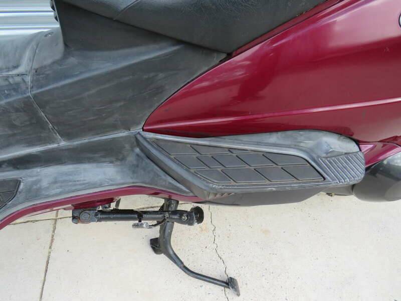 Bild 20/32 von Suzuki Burgman AN 250 (1998)