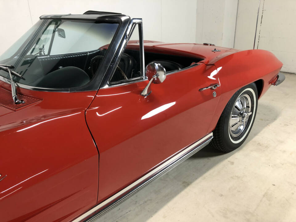 Image 15/34 of Chevrolet Corvette Sting Ray Convertible (1964)