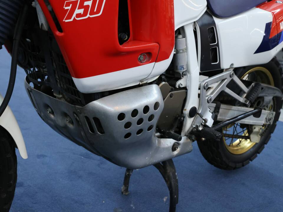 Bild 31/37 von Honda XRV 750 Africa Twin (1990)