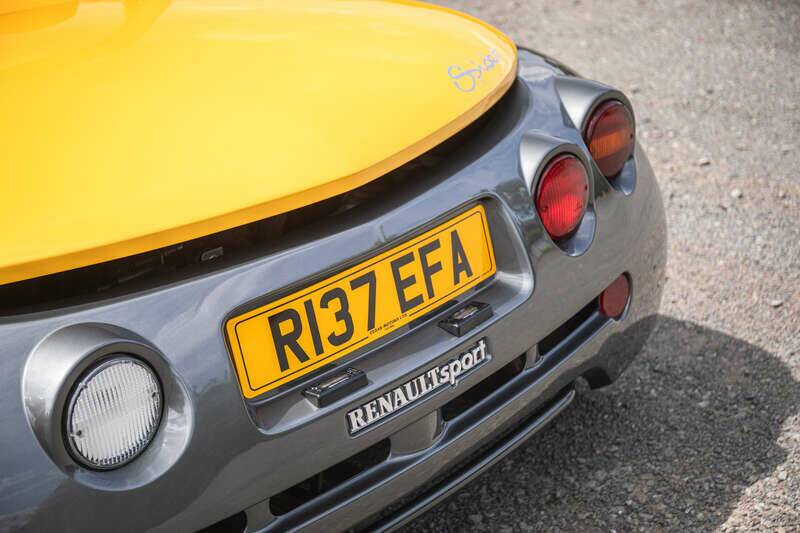 Image 26/34 of Renault Sport Spider (1998)