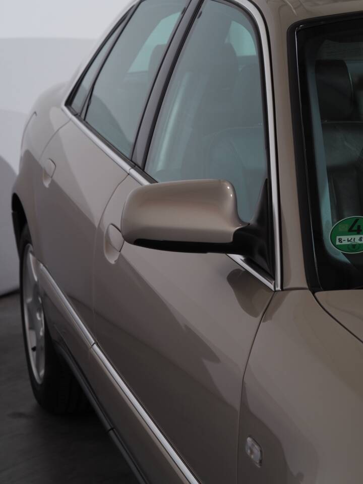 Bild 14/55 von Audi A8 3.7 quattro (2000)