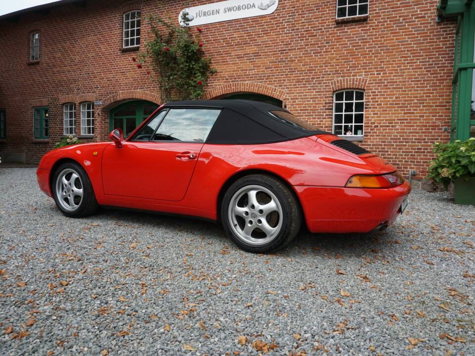 Image 2/20 de Porsche 911 Carrera (1995)