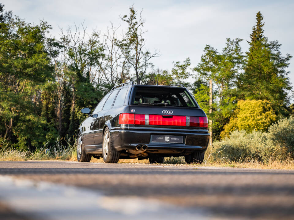 Afbeelding 50/50 van Audi RS2 Avant (1994)