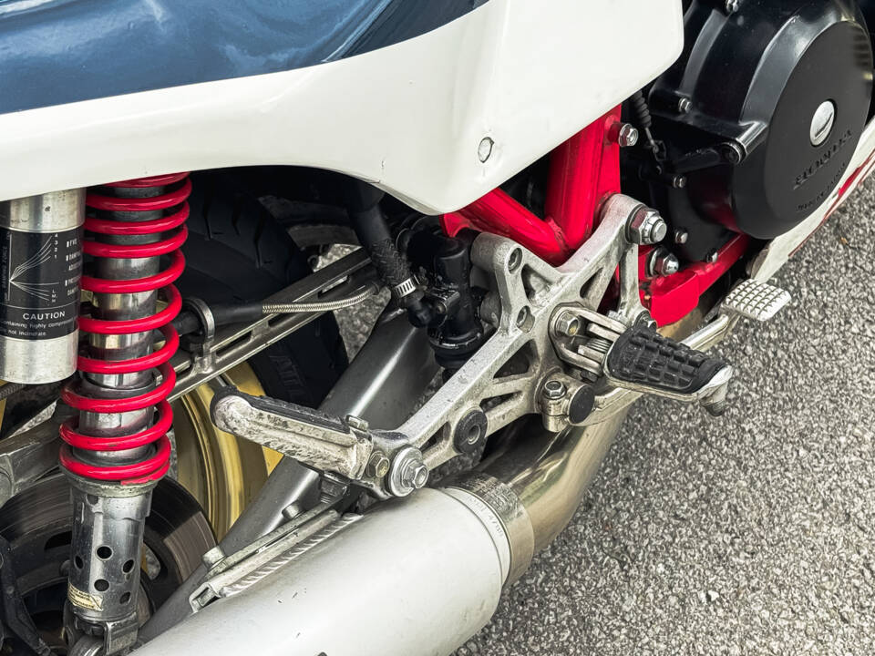 Image 21/38 de Honda DUMMY (1982)