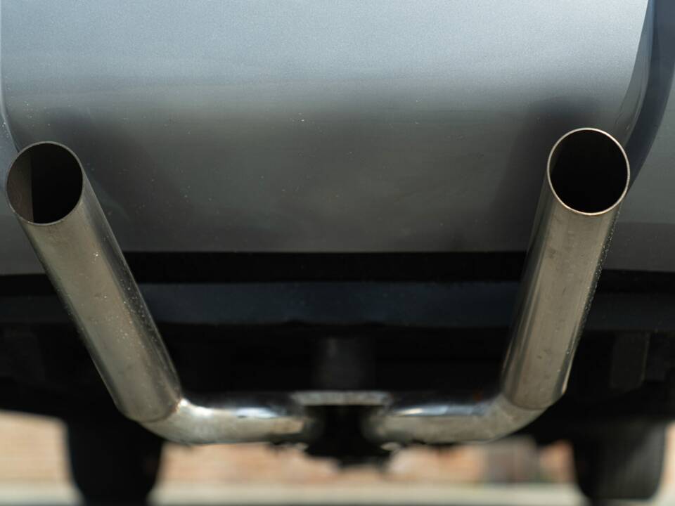 Immagine 12/50 di TVR S2 (1989)