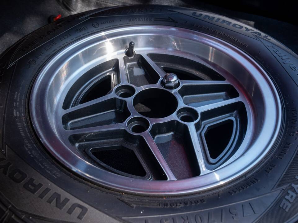 Image 39/55 de Ford Escort RS 1600 (1972)