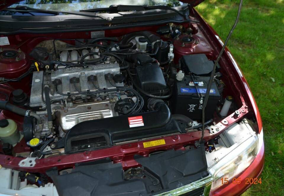 Image 26/38 of Mazda 626 2.0i (1994)