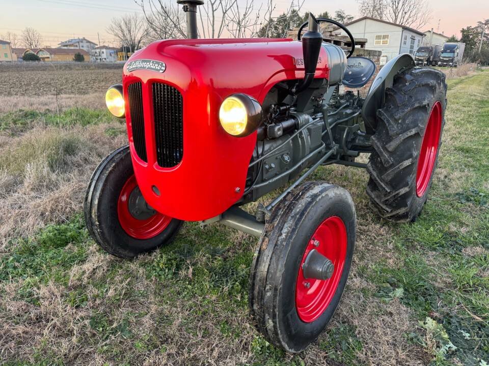 Bild 1/45 von Lamborghini DL 25 (1955)