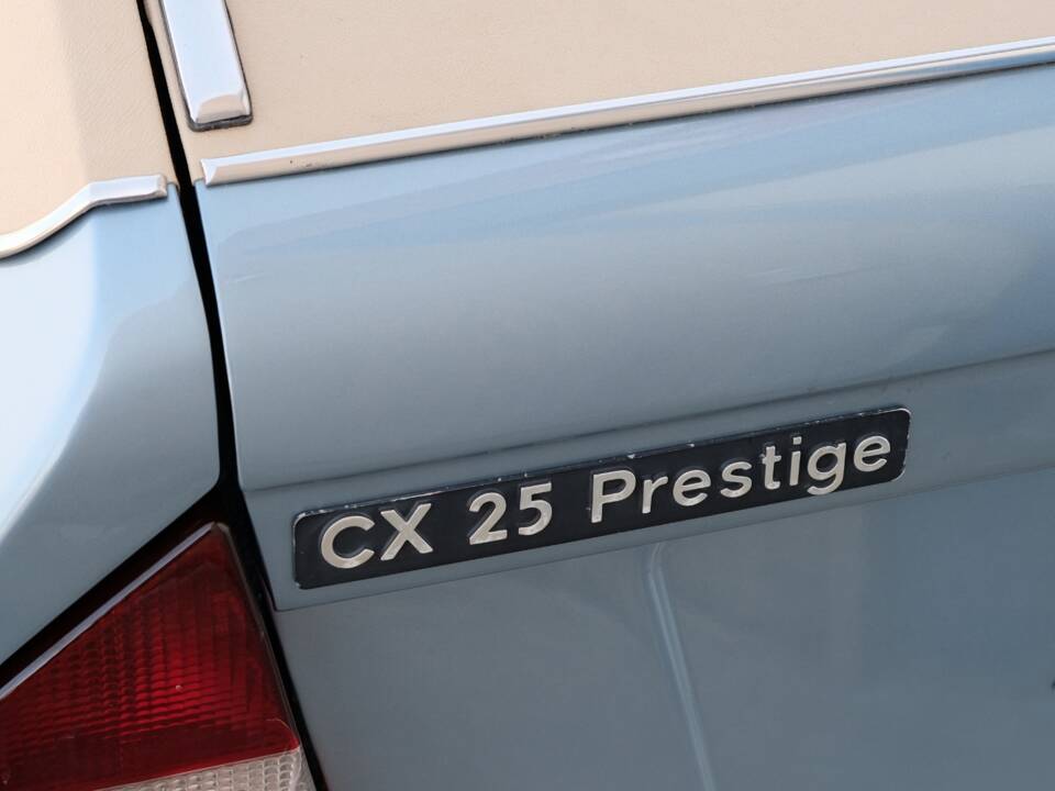 Image 22/69 of Citroën CX 25 Prestige (1984)