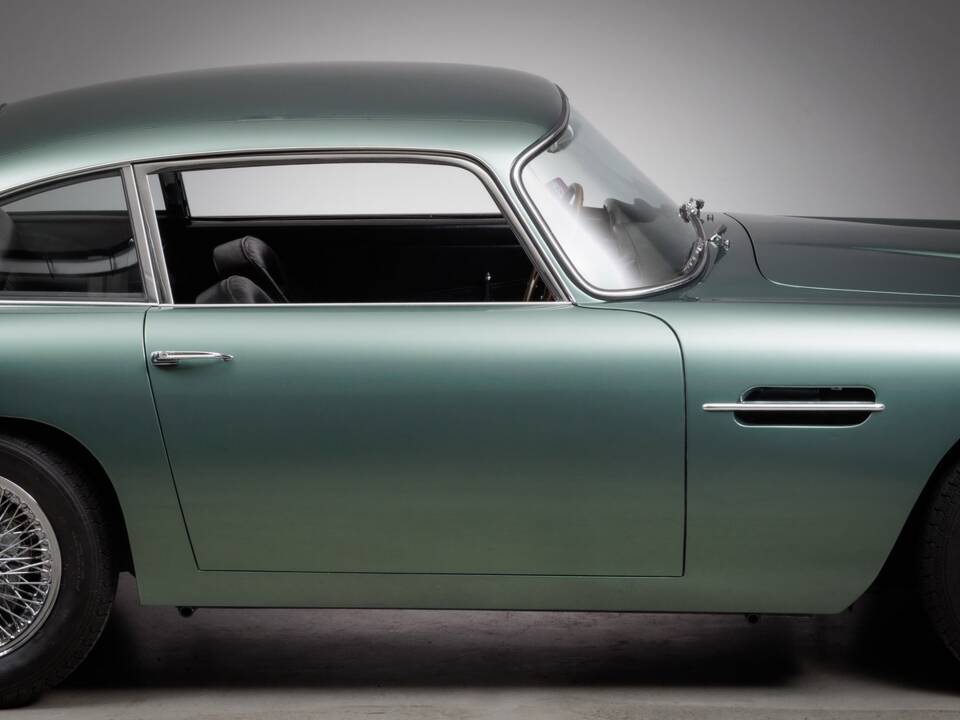 Image 6/26 de Aston Martin DB 4 Vantage (1962)