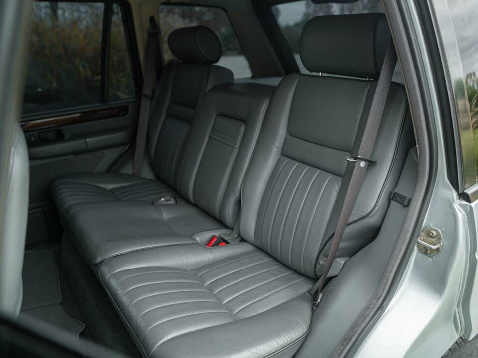 Image 30/50 of Land Rover Range Rover 4.6 HSE (1998)