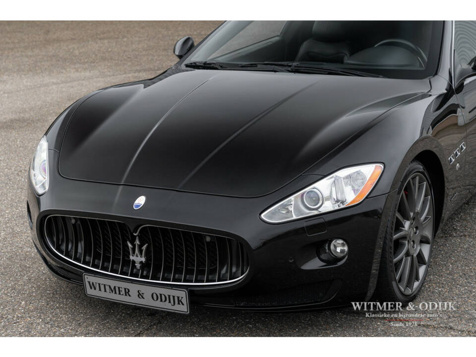 Imagen 8/42 de Maserati GranTurismo S (2011)