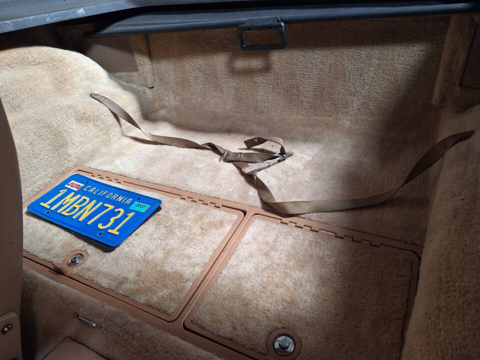 Image 25/25 of Chevrolet Corvette (1982)