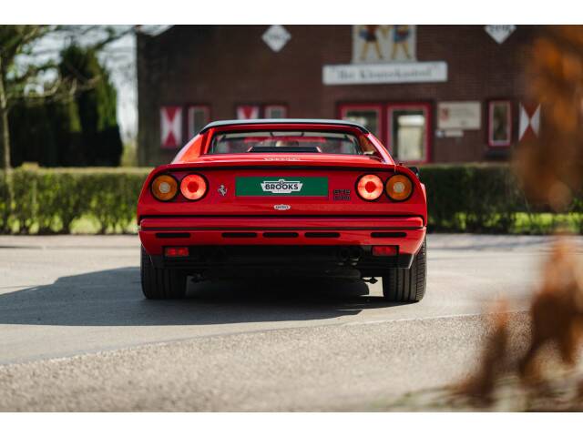 Image 8/39 of Ferrari 208 GTB Turbo (1987)