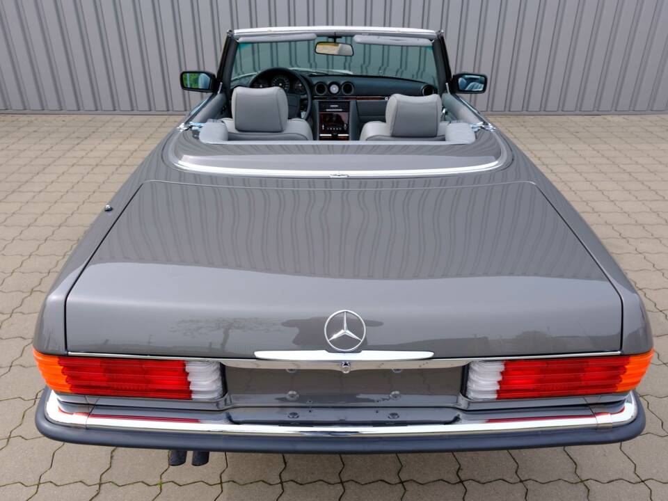 Image 70/97 de Mercedes-Benz 560 SL (1987)