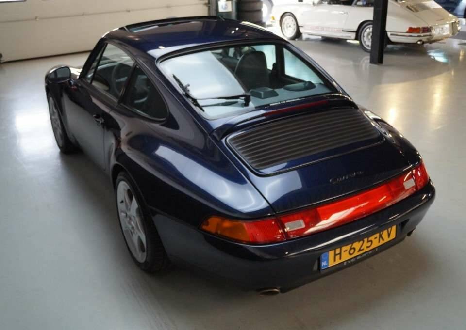 Image 40/50 de Porsche 911 Carrera (1995)