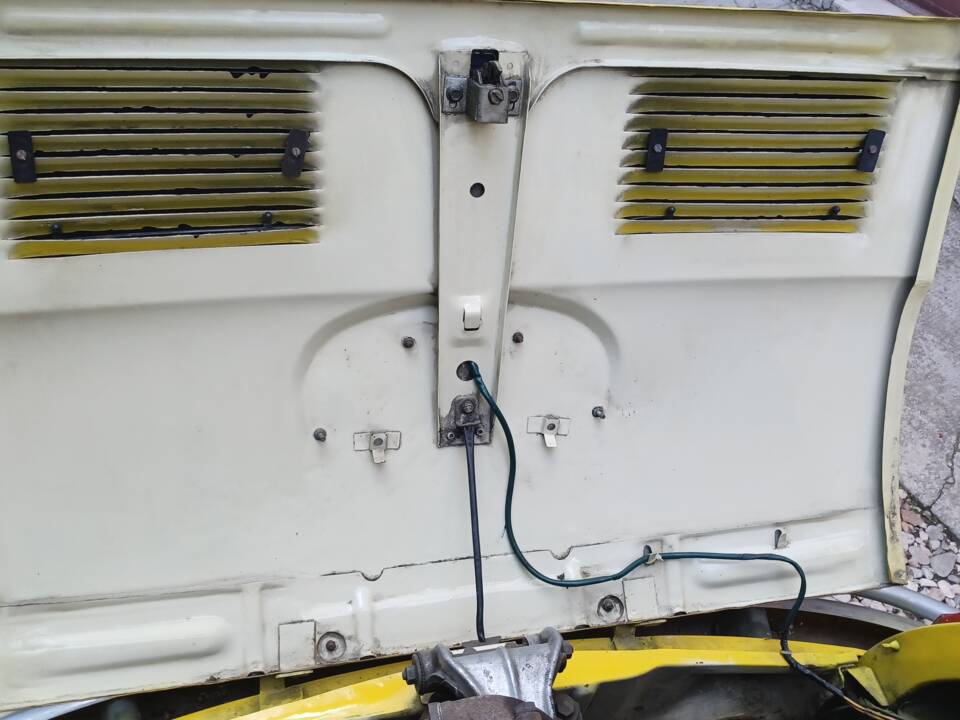 Bild 37/62 von FIAT 500 L (1971)