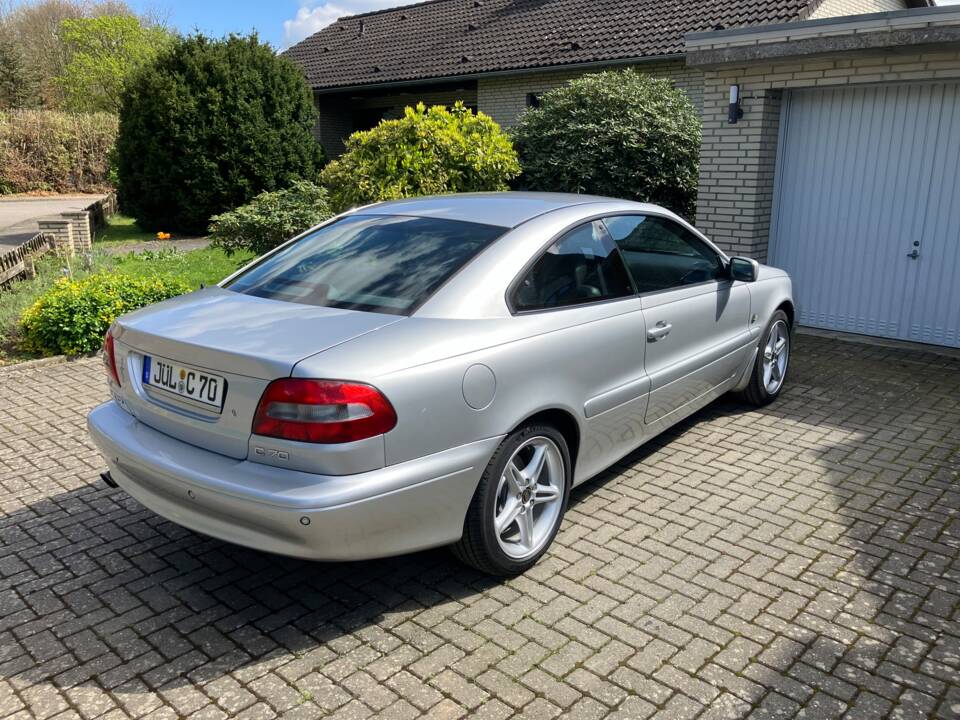 Image 4/16 de Volvo C70 2.4 T (2000)