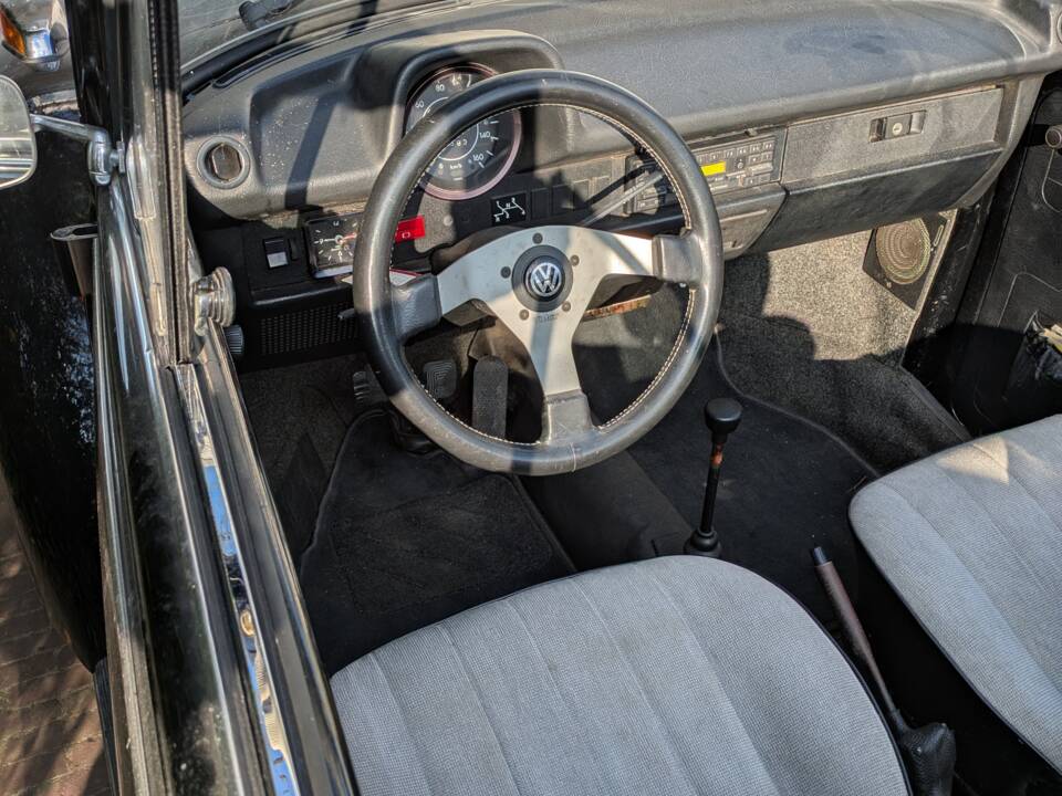 Bild 13/20 von Volkswagen Käfer 1303 (1978)