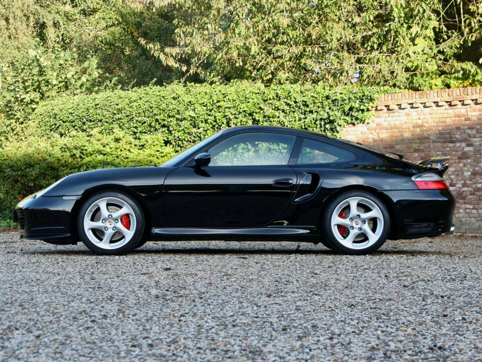 Image 27/50 of Porsche 911 Turbo (2002)