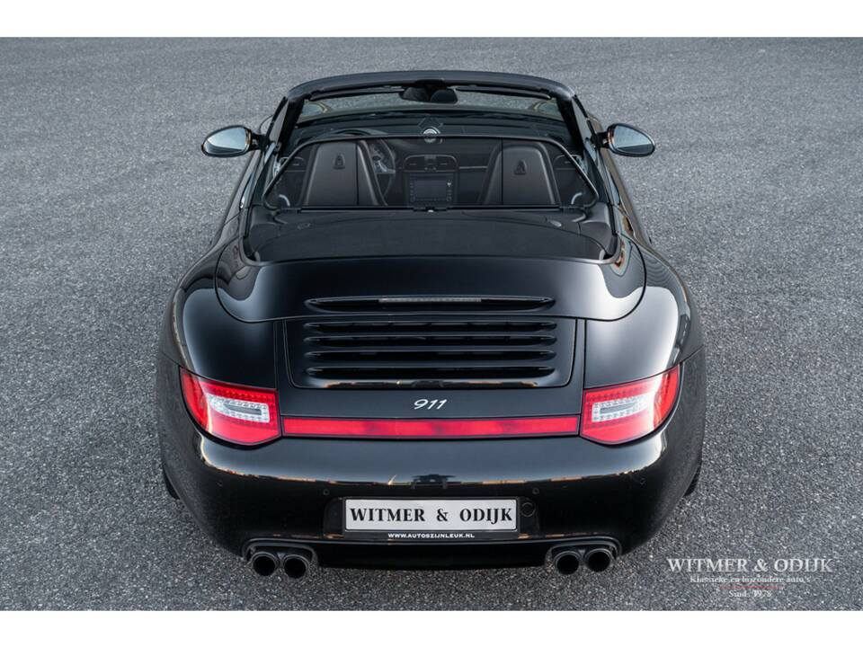 Image 7/37 of Porsche 911 Carrera 4S (2009)