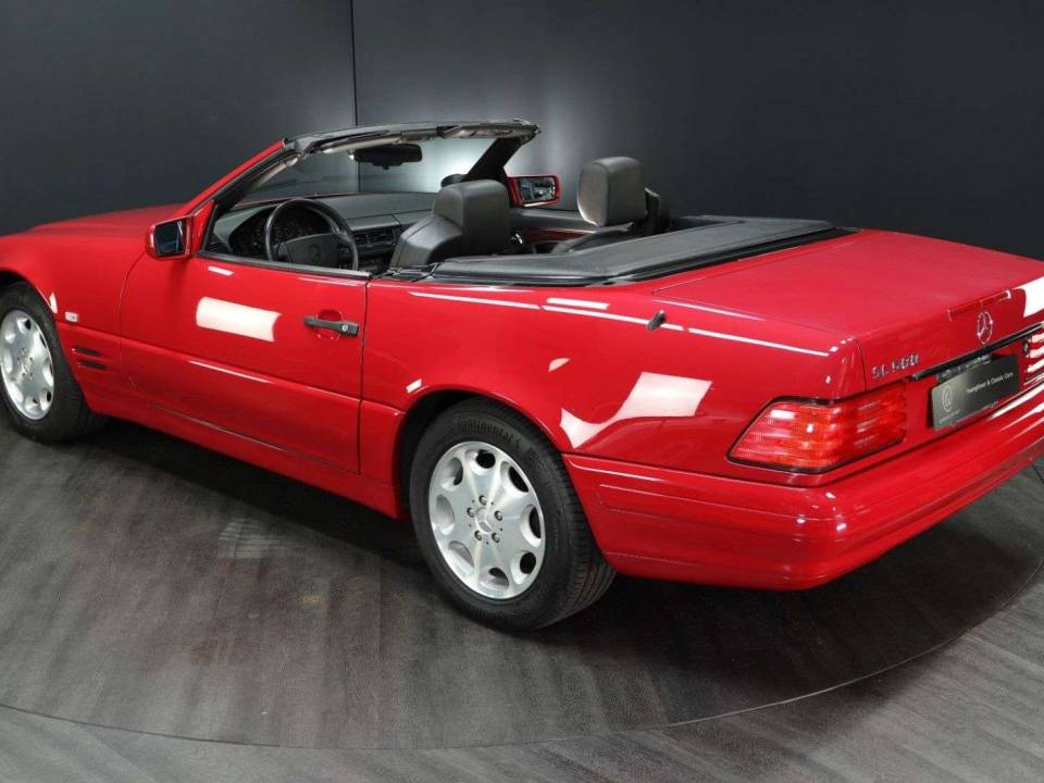 Bild 4/30 von Mercedes-Benz SL 500 (1997)