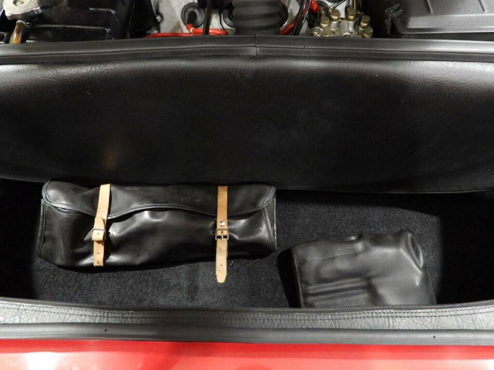 Bild 11/15 von Ferrari 308 GTBi Quattrovalvole (1982)