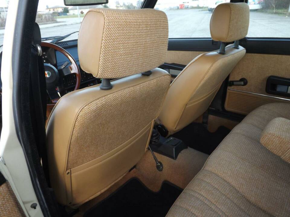 Image 17/50 of Alfa Romeo Giulietta 1.8 (1983)