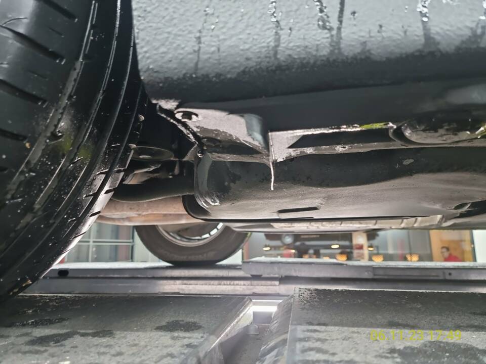 Image 55/58 of BMW 750i (1997)